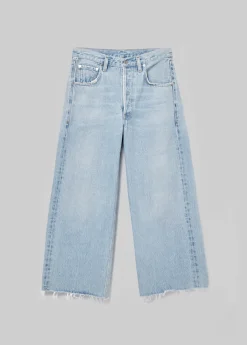 Ayla Raw Hem Crop