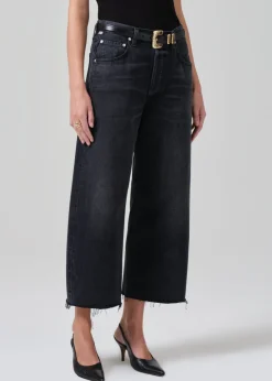 Ayla Raw Hem Crop