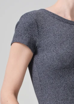 Nello Tee